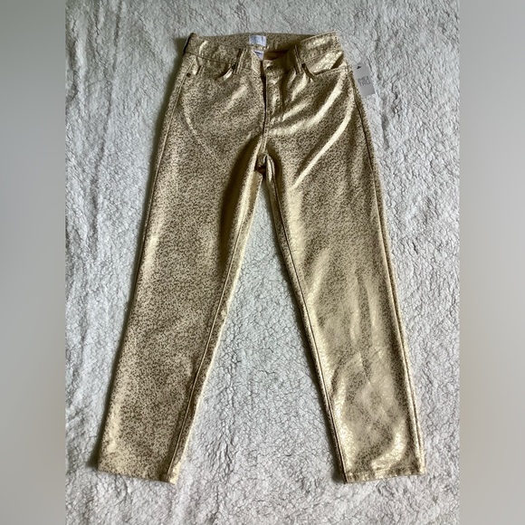 Time and Tru Pants - TIME AND TRU MID RISE WOMEN’S SLIM FIT PANTS - GOLD - SIZE 4